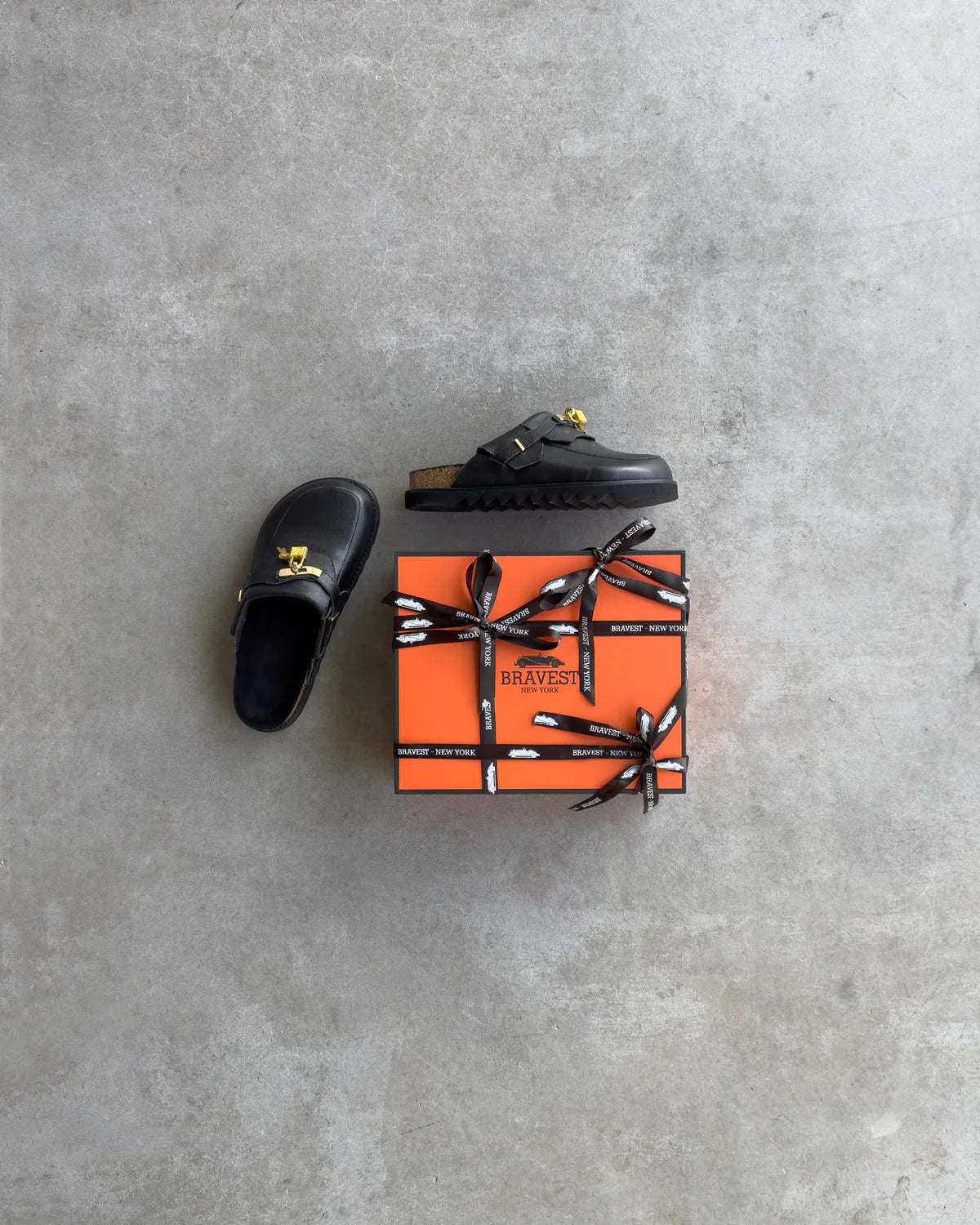 Bravest Studios Bag Clogs Black - Pluto 5ive LLC shoes