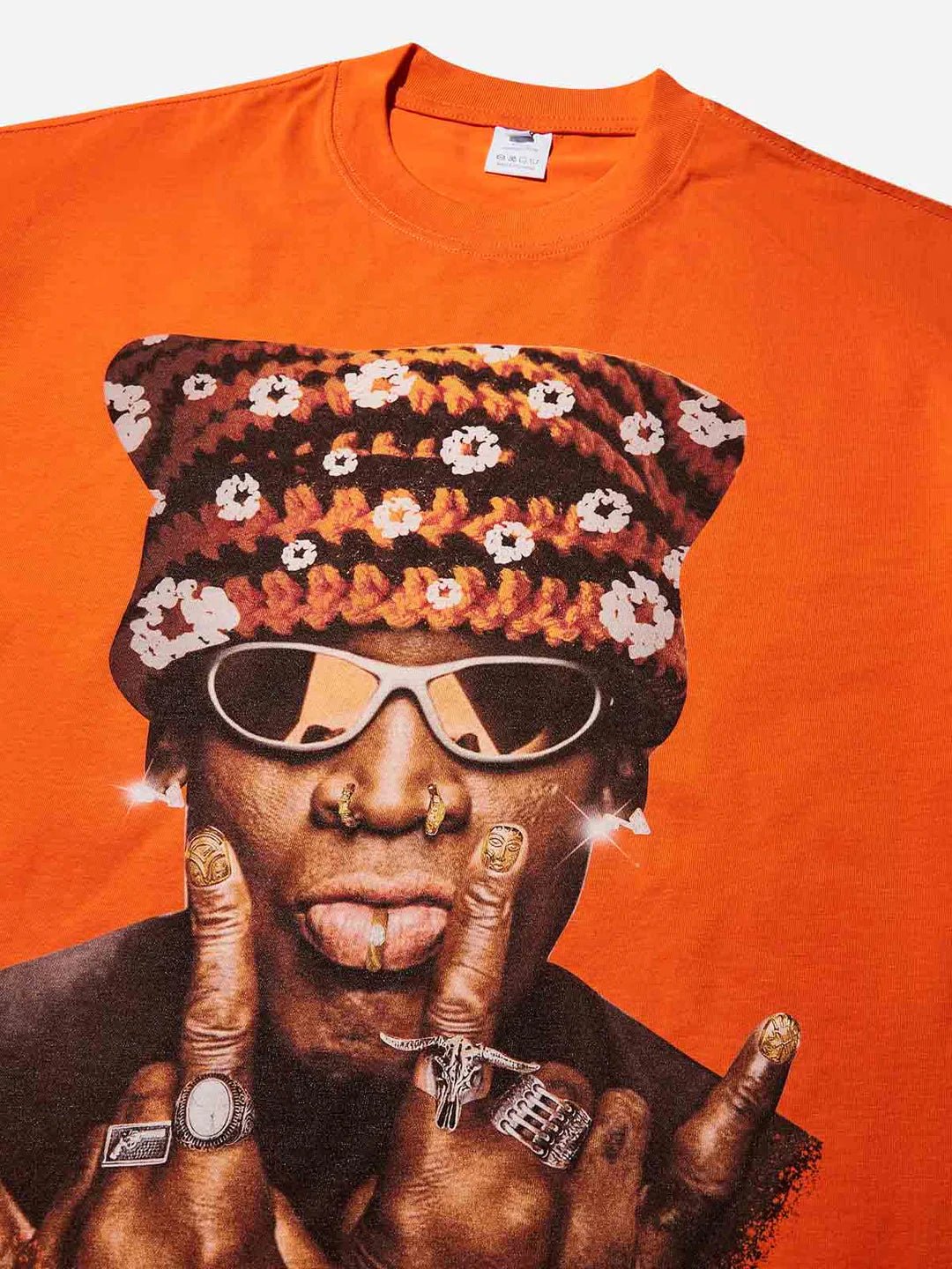 NOISSEY Star Player Cat Hat Cropped Tee - Pluto 5ive LLC T-Shirt